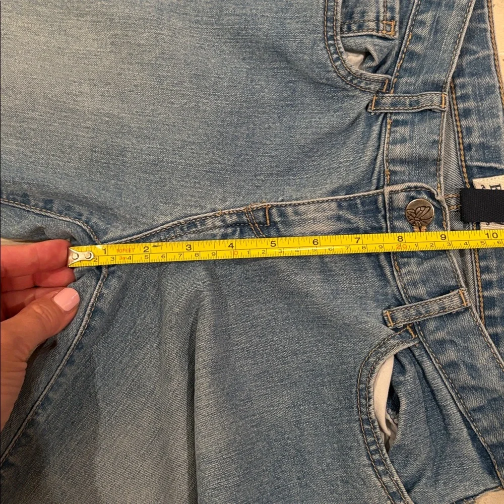 The Children’s Place Skinny Stretch Classic Blue Denim Jeans